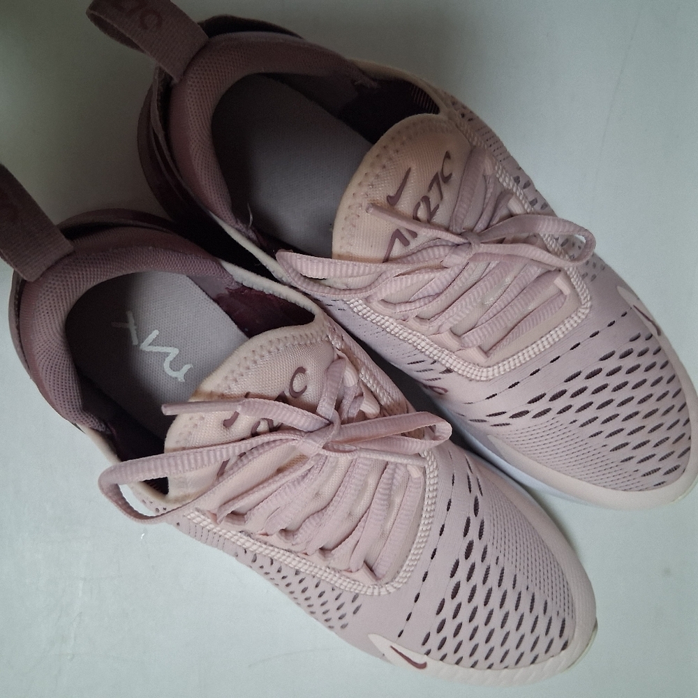 Nike Air Max 270 Soft Pink Women's Sneaker * Size: 8.5 - Picture 6 of 8